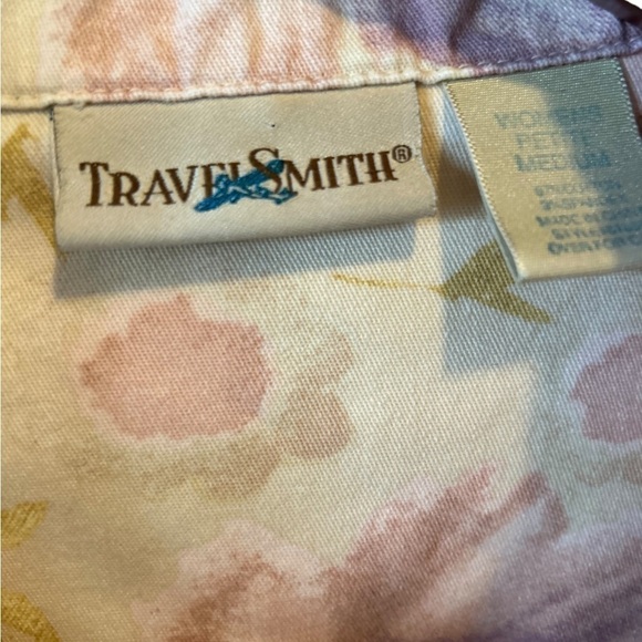 Travelsmith women’s petite MED flowered denim jacket - Picture 7 of 10